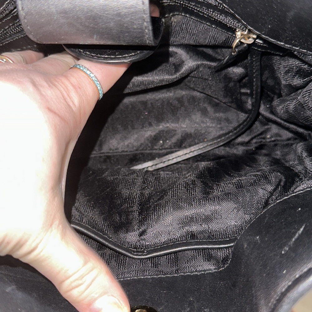 Micheal kors black leopard Hamilton bag with lock and key hood accents nice - Picture 11 of 11